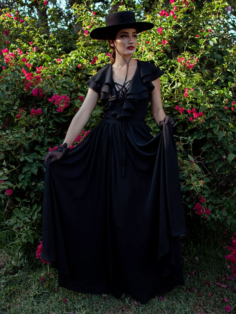 Mythical Goddess Gown in Black (XS ONLY)