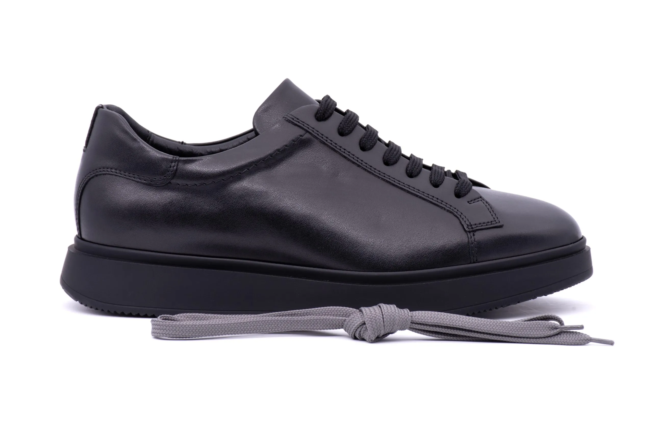 Sneaker in Soft Calfskin